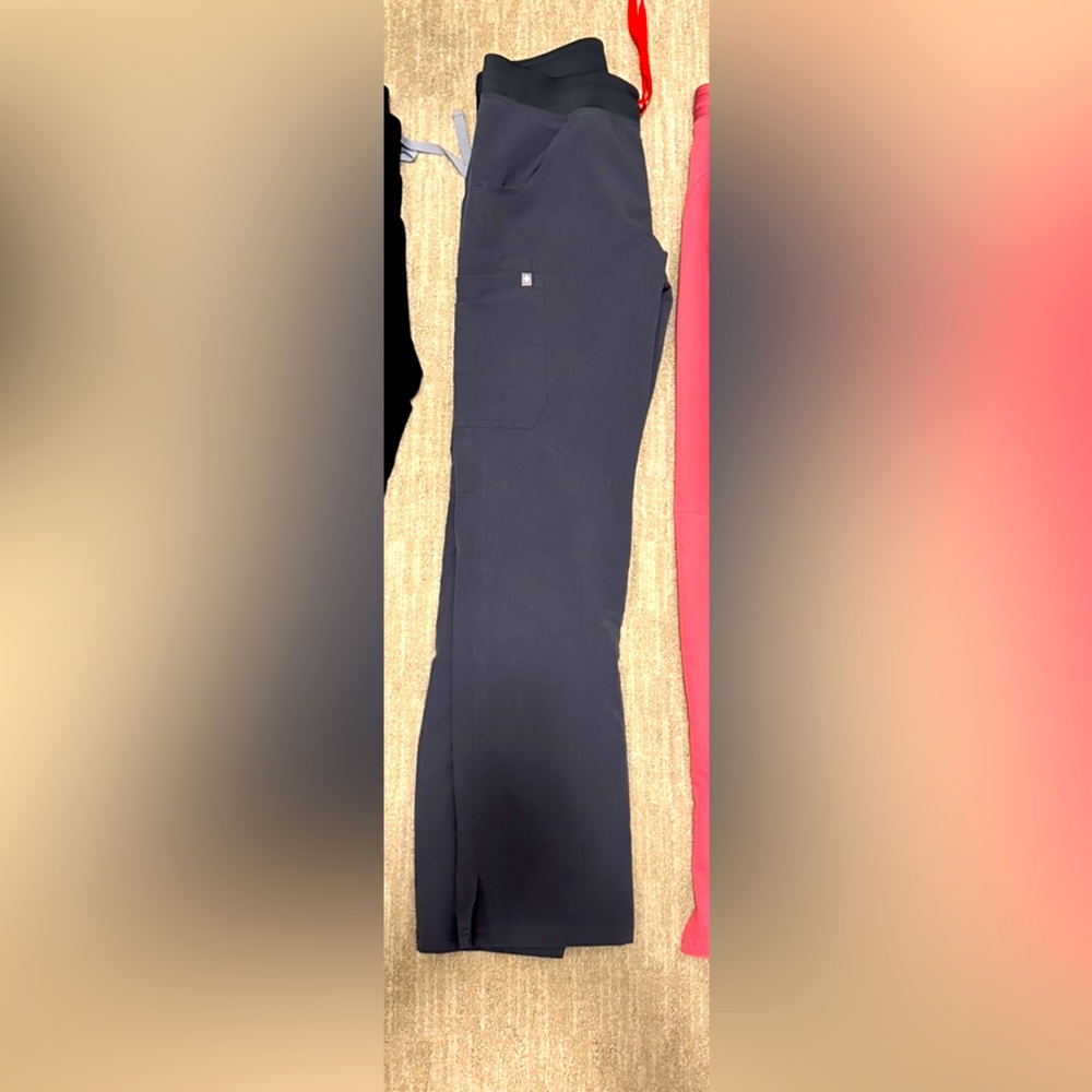 Figs Kade gray size small/tall